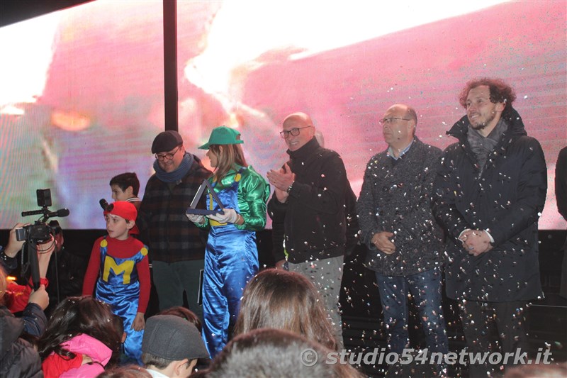 E' una grande festa ad Ardore, con il IV Carnevale della Locride e Area54, il djset di Studio54network!