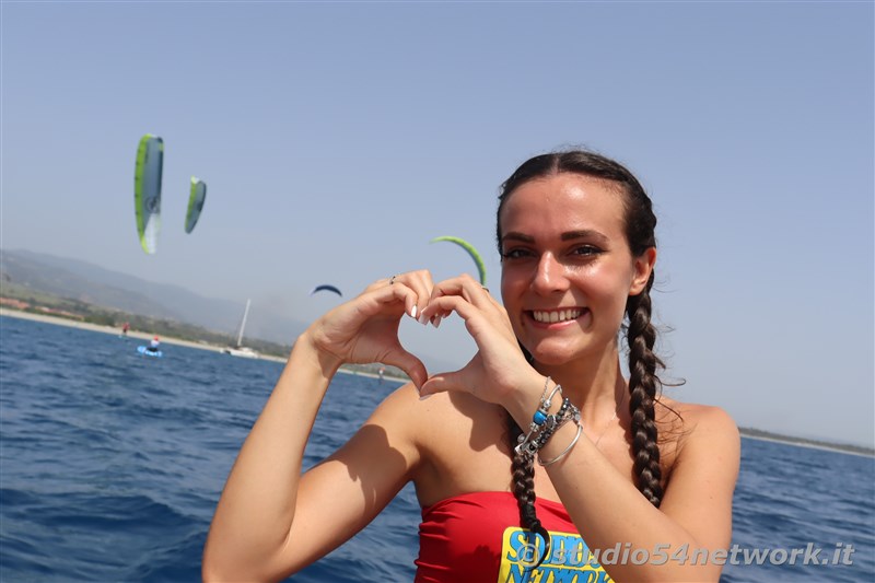 In Calabria, all'Hangloosebeach di Gizzeria, Formula Kite Youth World Championship, su Studio54network 
