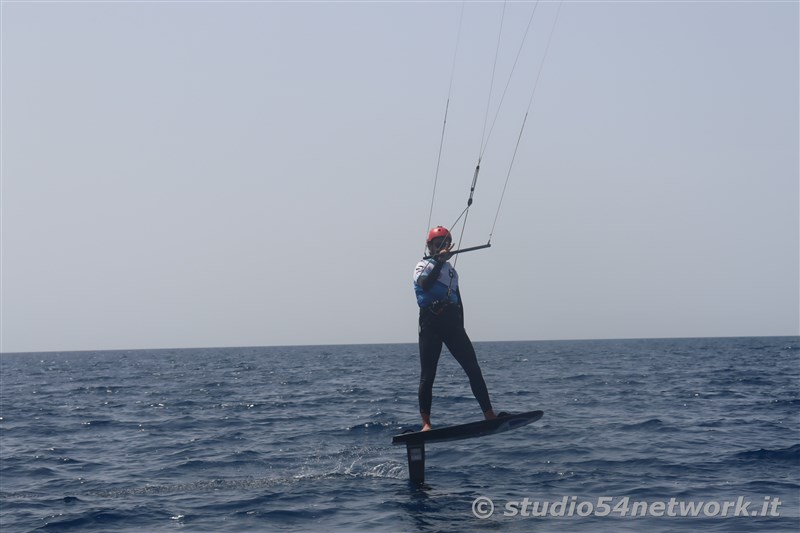 In Calabria, all'Hangloosebeach di Gizzeria, Formula Kite Youth World Championship, su Studio54network 
