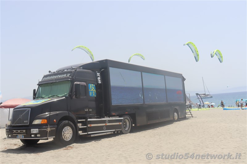 In Calabria, all'Hangloosebeach di Gizzeria, Formula Kite Youth World Championship, su Studio54network 