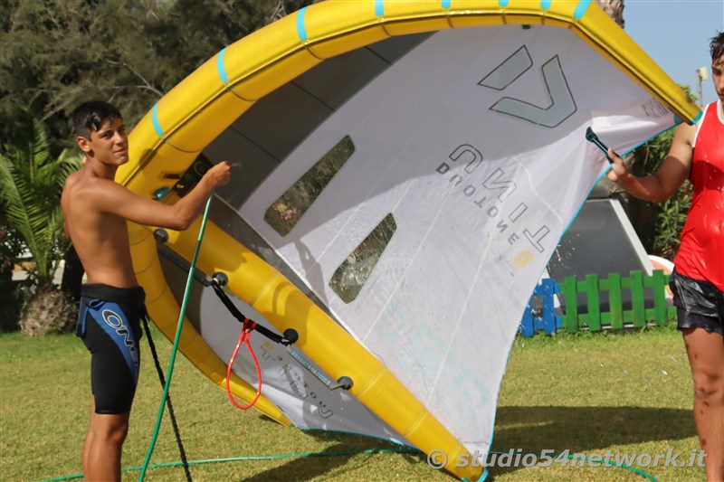 In Calabria, all'Hangloosebeach di Gizzeria, Formula Kite Youth World Championship, su Studio54network 