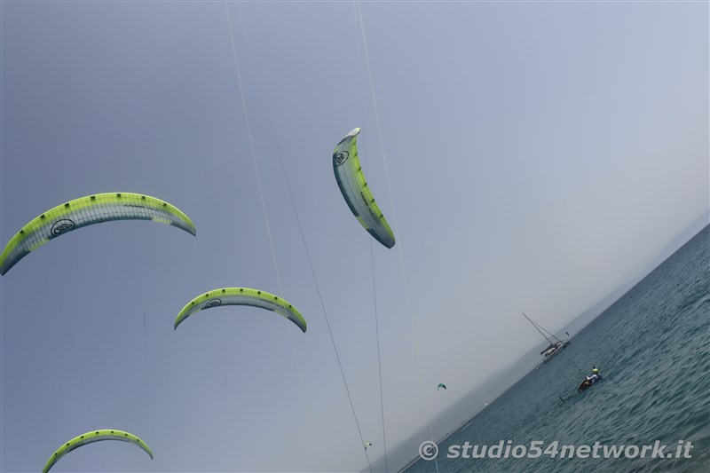 In Calabria, all'Hangloosebeach di Gizzeria, Formula Kite Youth World Championship, su Studio54network 