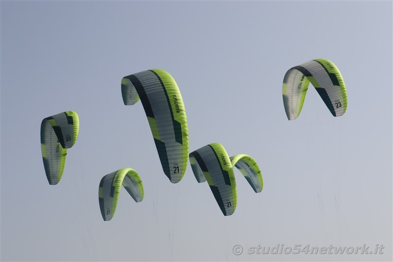 In Calabria, all'Hangloosebeach di Gizzeria, Formula Kite Youth World Championship, su Studio54network 