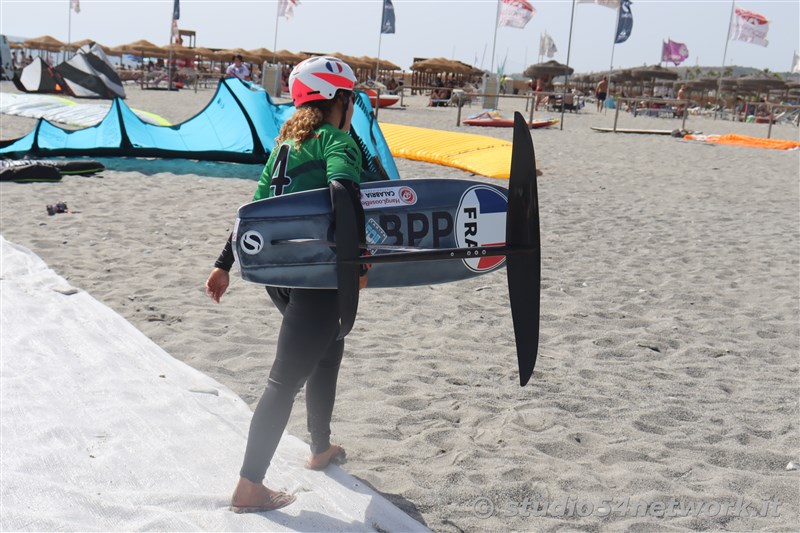 In Calabria, all'Hangloosebeach di Gizzeria, Formula Kite Youth World Championship, su Studio54network 
