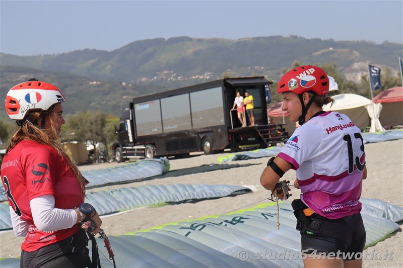 In Calabria, all'Hangloosebeach di Gizzeria, Formula Kite Youth World Championship, su Studio54network 