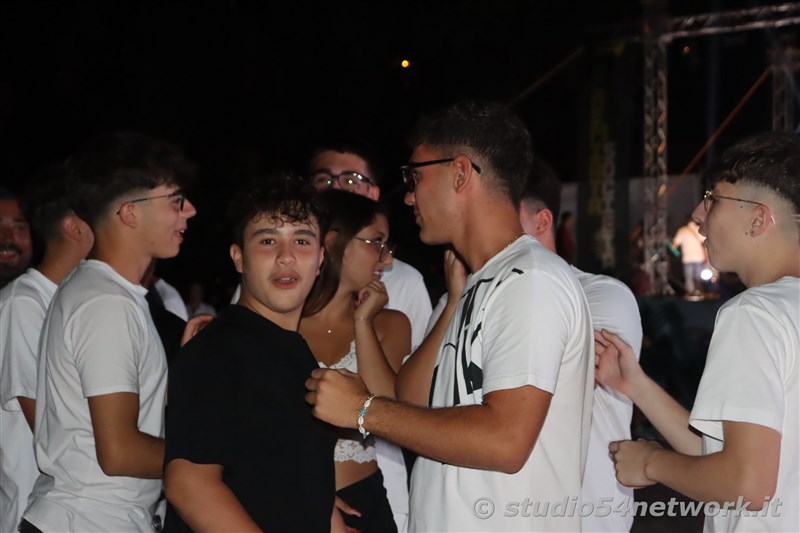 E' un grande successo la Notte Bianca di Torre Melissa, con Studio54network