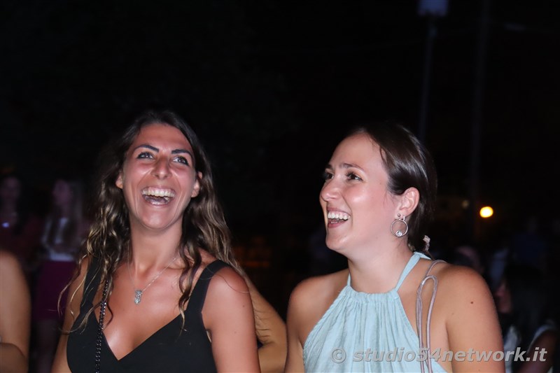 E' un grande successo la Notte Bianca di Torre Melissa, con Studio54network