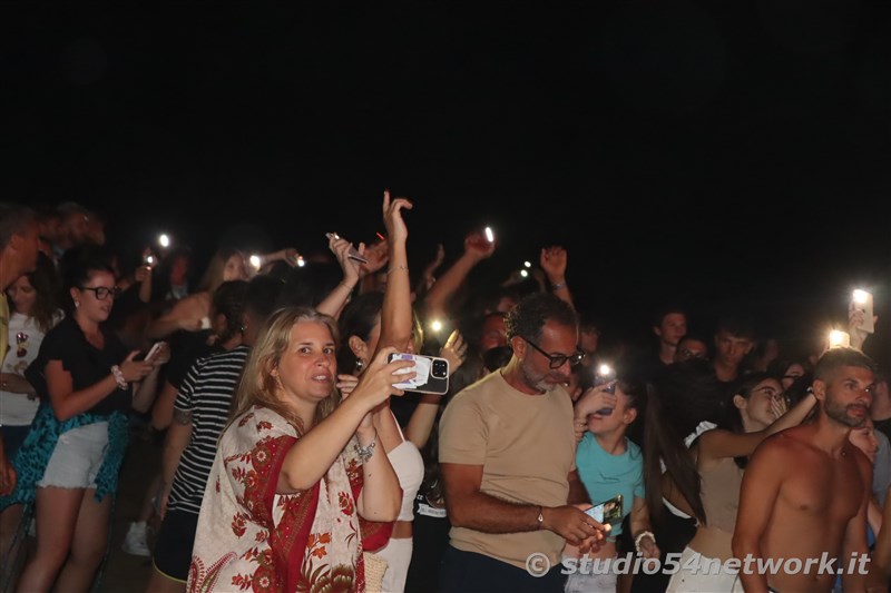 La Notte di San Lorenzo sulla spiaggia di Capo Rizzuto, sotto le Stelle Cadenti, con Studio54network con Studio 54 network
