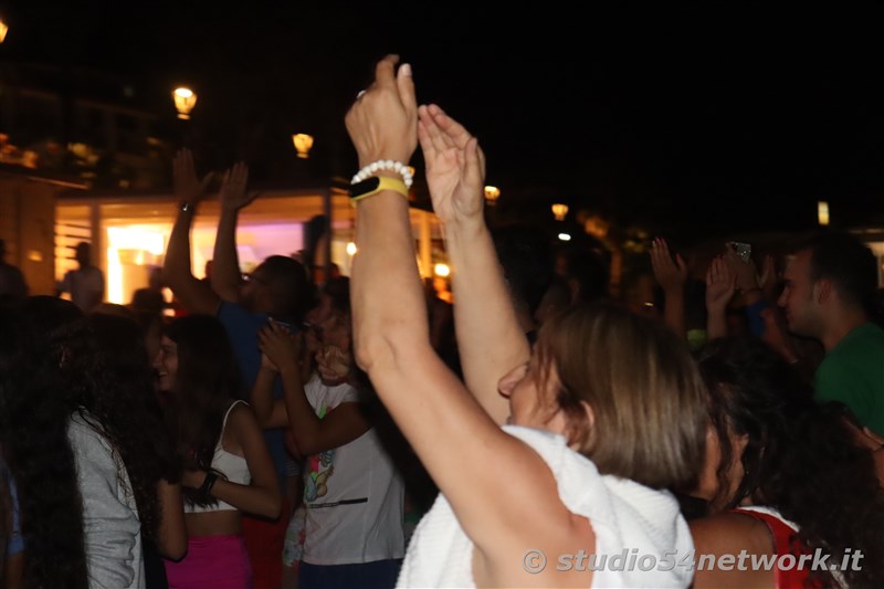 La Notte di San Lorenzo sulla spiaggia di Capo Rizzuto, sotto le Stelle Cadenti, con Studio54network