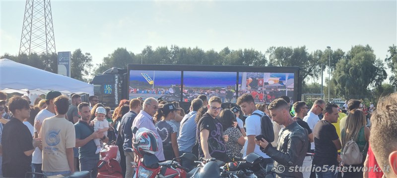 Un salto oltre le Barriere, l'evento Memorial con terapia in moto a persone disabili, spettacoli motocross e freestyle. In Radiovisoone su Studio54network!