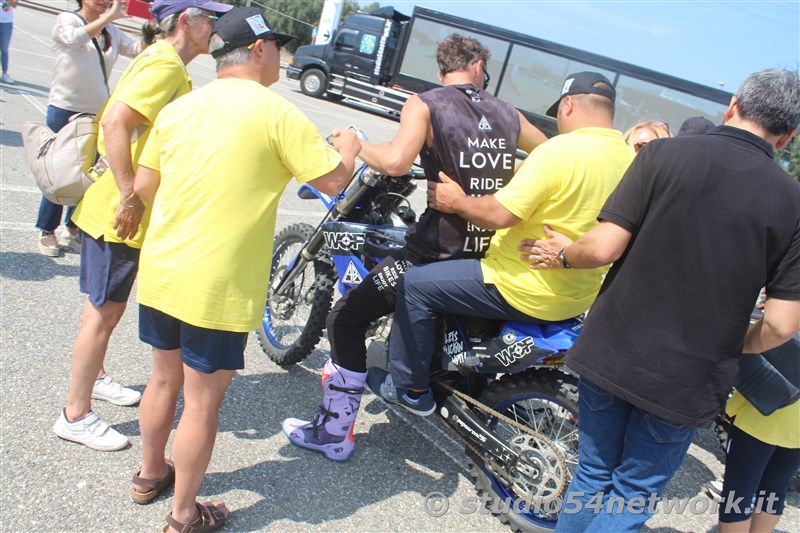 Un salto oltre le Barriere, l'evento Memorial con terapia in moto a persone disabili, spettacoli motocross e freestyle. In Radiovisoone su Studio54network!