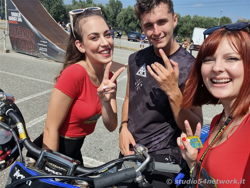Un salto oltre le Barriere, l'evento Memorial con terapia in moto a persone disabili, spettacoli motocross e freestyle. In Radiovisoone su Studio54network!