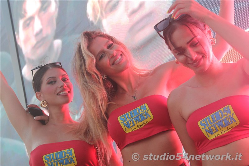 Sulla spiaggia di Botricello  54BeachTour, in diretta interregionale su  Studio54network!