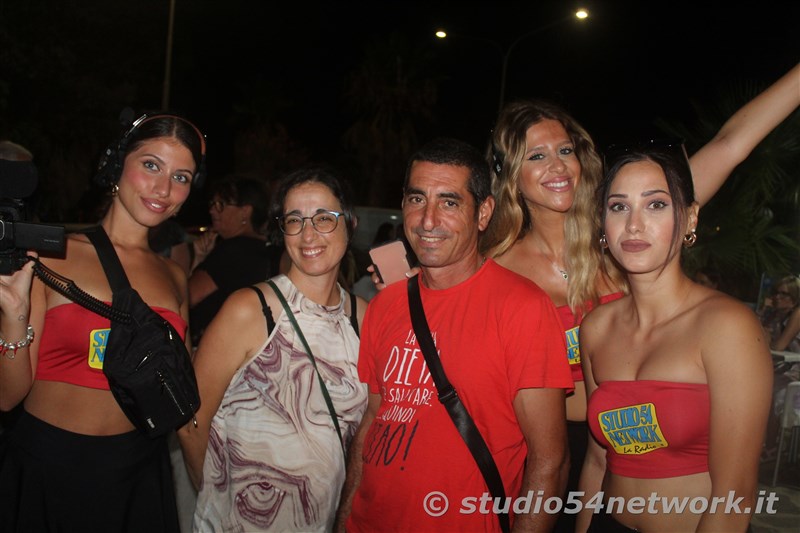 Sulla spiaggia di Botricello  54BeachTour, in diretta interregionale su  Studio54network!