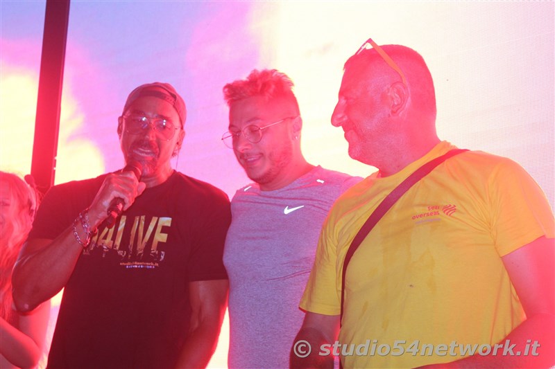 Sulla spiaggia di Botricello  54BeachTour, in diretta interregionale su  Studio54network!