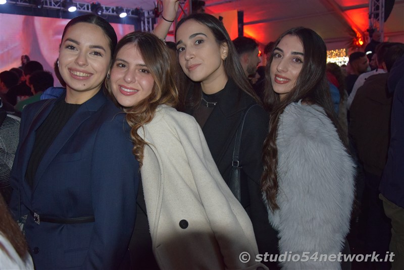 In decine di migliaia a Locri On ce 2024, il Capodanno di Studio54network!