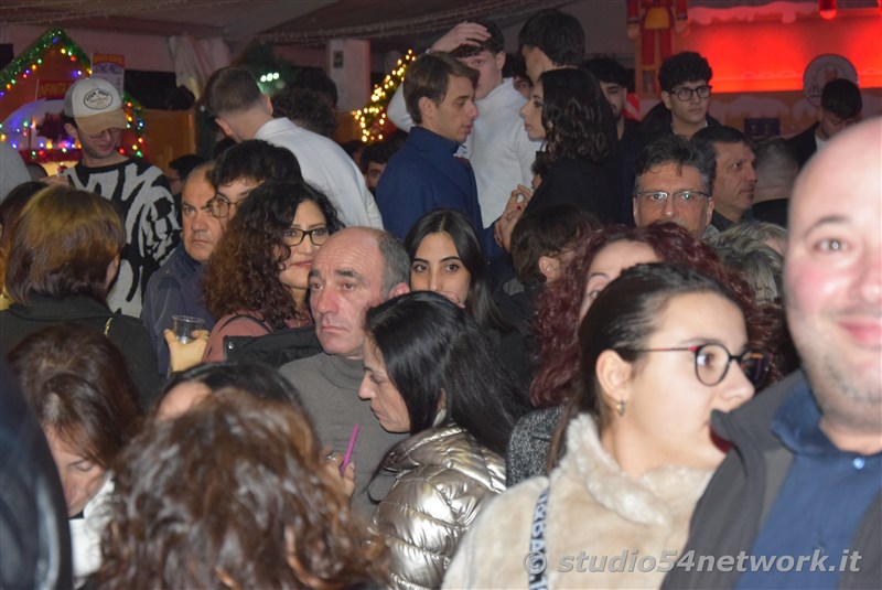 In decine di migliaia a Locri On ce 2024, il Capodanno di Studio54network!