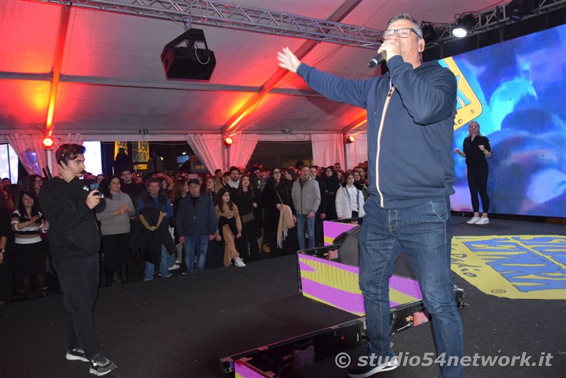 In decine di migliaia a Locri On ce 2024, il Capodanno di Studio54network!