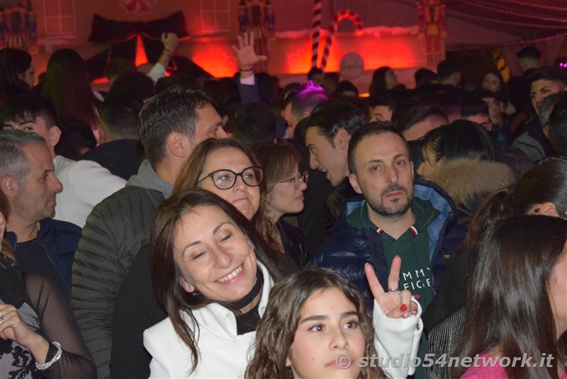 In decine di migliaia a Locri On ce 2024, il Capodanno di Studio54network!