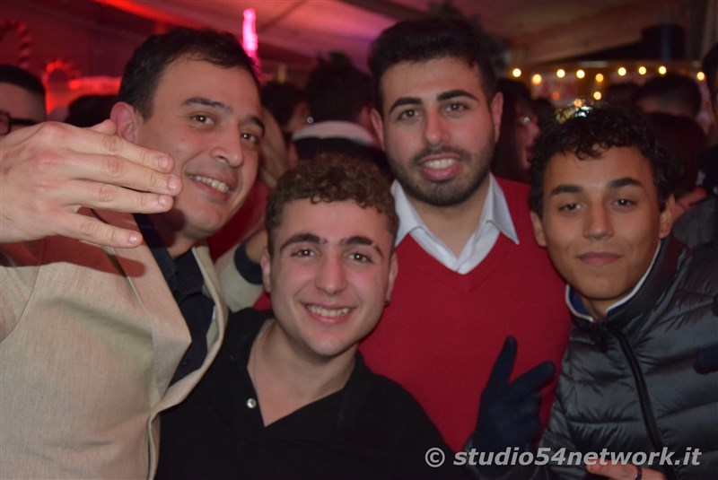 In decine di migliaia a Locri On ce 2024, il Capodanno di Studio54network!