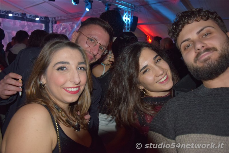 In decine di migliaia a Locri On ce 2024, il Capodanno di Studio54network!