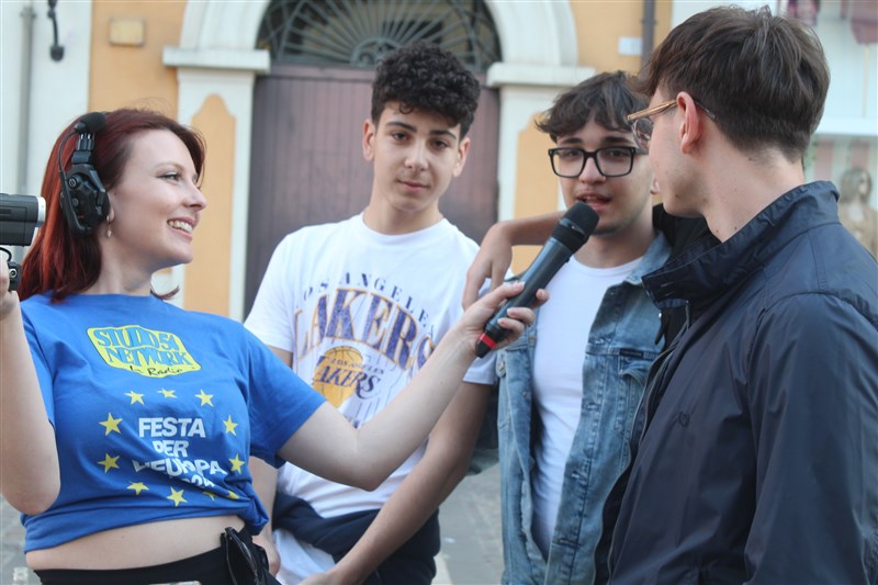 Da Cosenza riparte il tour calabrese dedicato alla Festa dell'Europa, con Studio54network