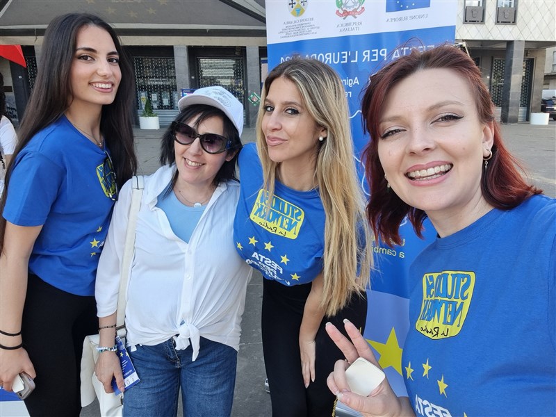 Da Cosenza riparte il tour calabrese dedicato alla Festa dell'Europa, con Studio54network
