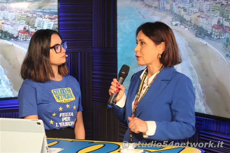 Da Crotone riparte il tour calabrese dedicato alla Festa dell'Europa, con Studio54network