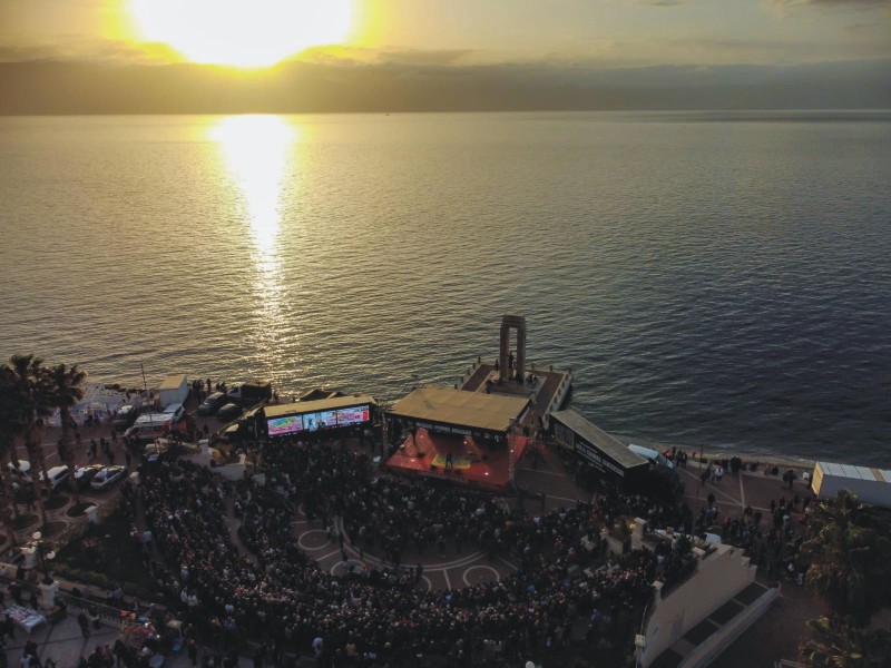 Reggio Primo Maggio, il concertone in riva allo Stretto, con la Citt Metropolitana di Reggio Calabria. E' Studio54Live!