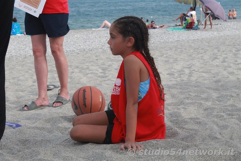 Sul lungomare di Locri  Sand Basket 2024, in diretta interregionale su  Studio54network!