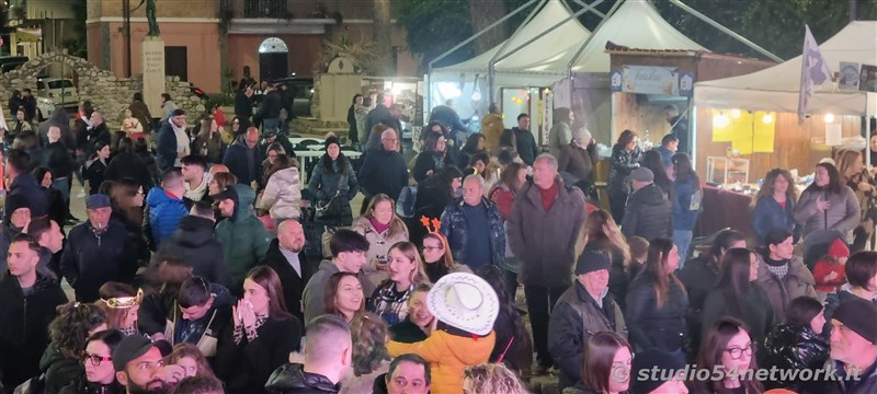 Ultimo giorno del Carnevale 2025, ed ad Ardore la festa  ancora pi grande. In diretta e radiovisione con Studio54network!