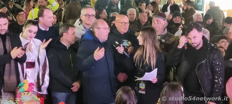 Ultimo giorno del Carnevale 2025, ed ad Ardore la festa  ancora pi grande. In diretta e radiovisione con Studio54network!