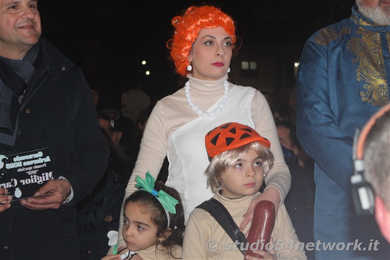 Ultimo giorno del Carnevale 2025, ed ad Ardore la festa  ancora pi grande. In diretta e radiovisione con Studio54network!