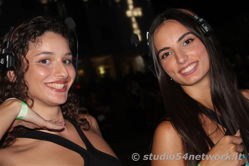 E' una grande festa il 54DjSet, a Torre Melissa, nell'ombelico della citt�. Musica, ritmo, gadgets, grande divertimento, tutti in un grande evento con Studio54network!