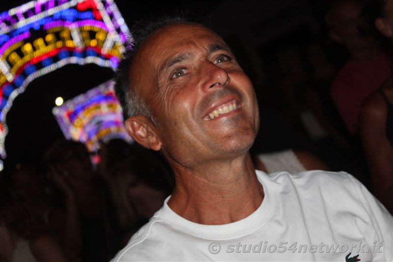 E' una grande festa il 54DjSet, a Torre Melissa, nell'ombelico della citt�. Musica, ritmo, gadgets, grande divertimento, tutti in un grande evento con Studio54network!